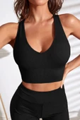 Kadın Siyah Derin Göğüs Dekolteli Şık Crop Top Bluz - 1