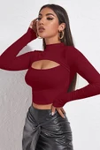 Kadın Bordo Göğüs Dekolteli Uzun Kollu Cut Out Crop Top Bluz - 5