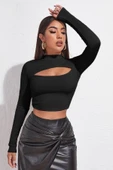 Kadın Siyah Göğüs Dekolteli Uzun Kollu Cut Out Crop Top Bluz - 1