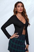 Kadın Siyah Uzun Kollu Önden Bağlama Detaylı Crop Top Bluz - 5