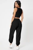 Kadın Siyah Kaşkorse Cepli Jogger Eşofman Altı ve Crop Top Bluz - 2