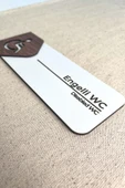 Engelli WC Kapı Tabelası – MDF Tuvalet Yönlendirme Levhası | 19x7 cm Çift Katmanlı - 3