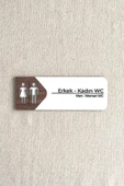 Kadın - Erkek WC Kapı Tabelası – MDF Tuvalet Yönlendirme Levhası | 19x7 cm Çift Katmanlı - 1