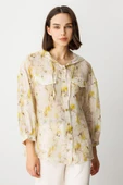 On Oversize Kapüşonlu Çiçekli Kadın Gömlek - Minimalist Stil - 3/4 Kol - 1