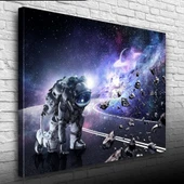 Uzayda Astronot ve Meteor Yağmuru Kanvas Tablo 50 x 70 - 1
