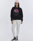 Kadife Gün Batımı Desenli Siyah Yumuşak Dokulu Regular Fit Bisiklet Yaka Kadın Sweatshirt - 2