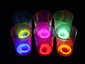 Karanlıkta Yanan Mega Glow Bardaklar 8 Adet - 4