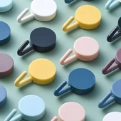 Kendinden Yapışkanlı Renkli Duvar Askısı thumbnail 1