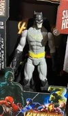 BATMAN SÜPER KAHRAMAN SESSİZ AKSİYON FİGÜRÜ - 1