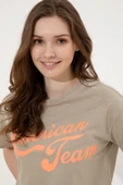 U.S. Polo Assn. Kadın Haki Bisiklet Yaka Crop Tişört 50248957-VR027 - 3