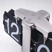 Valkyrie Retro Metanik Yaprak Saat Ev Ofis Masa Saati Paslanmaz Çelik Tek Bacak Siyah - 6