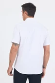 Beyaz Sert  Yaka Kısa Kol Cepli  Comfort Fit Cls Gömlek 1004250262 thumbnail 5