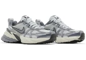 Nike V2K Run Pure Platinum - 4