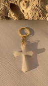 Sedefli Beyaz Renkli Haç ve Kılıç Şekil Gold Aksesuarlı Anahtarlık  El Yapımı Epoksi Hediyelik thumbnail 3