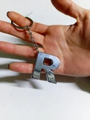 R Harfi Plastik Krom Kaplama Anahtarlık- Harf Çanta Süsü - 1