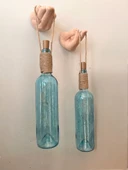 El Figürlü Duvar Lambası – PİLLİ LED Işıklı Dekoratif Mavi Boyalı Cam Şişe Aydınlatma | Vintage El Yapımı Duvar Dekoru - 4
