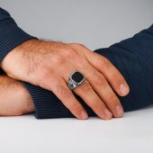 Siyah Oniks Taşlı Ayyıldız Tasarımlı Gümüş Erkek Yüzük thumbnail 2