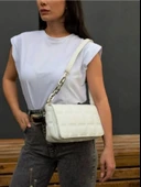 Beyaz Askılı Kare Nakışlı El Omuz Çantası - 3