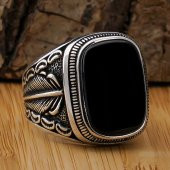 Siyah Oniks Taşlı Desenli 925 Ayar Gümüş Erkek Yüzük thumbnail 1