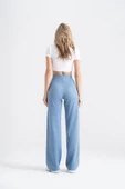 Kadın Boru Paça Tayt Nervürlü Denim Görünümlü Mavi Slim Fit, Günlük Konfor ve Şıklık - 2