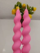 qosrix 2'li Pudra Pembe Italyan Burgulu Şamdan Soya Mumu Doğal Kokulu Uzun Çubuk Konik Burgu Spiral Mum thumbnail 1