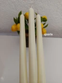 qosrix 3'lü Açık Krem Şamdan Soya Mumu 1. Kalite Soya Doğal Pudra Kokulu Uzun Çubuk Konik Mum Dekoratif thumbnail 3