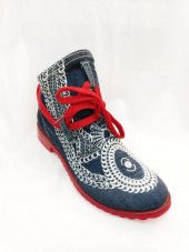 Kadın Kot Bot Nakış Desenli Kırmızı Tabanlı Tarz Bot - 1