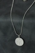 Madalyon Figürlü Metal Erkek Kolye - 1