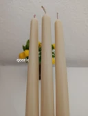 qosrix 3'lü Krem Şamdan Soya Mumu 1. Kalite Soya Doğal Pudra Kokulu Uzun Çubuk Konik Mum Dekoratif thumbnail 2