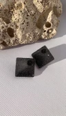 Tırtıklı Siyah Renkli Mega Boy Kare Şekil Gold Aksesuarlı Epoksi Küpe El Yapımı Hediyelik thumbnail 7