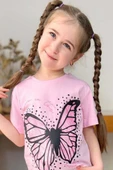Kız Çocuk Kara Kalem Kelebek Baskılı Penye Pembe T-Shirt Şortlu Takım thumbnail 2