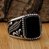 Siyah Oniks Taşlı Kuş Tuyu Motifli Gümüş Erkek Yüzük thumbnail 1