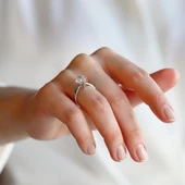 Sky Diamond 6 Tırnaklı Tektaş 2,50ct Gümüş Yüzük thumbnail 2