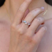 İstiridye Taşlı Çiçekli Gümüş Yüzük thumbnail 6