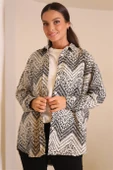 Zigzag Desenli Siyah Kadın Gömlek 32893-2K3 - 2