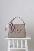 AKSESUARLI GRİ DERİ KADIN ÇANTA  2353-2Y5 thumbnail 1
