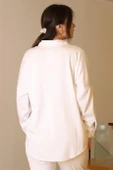 EKRU UZUN KOLLU ZİNCİR İŞLEMELİ KADIN GÖMLEK  4703-2Y5 - 5