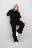 Kadın Büyük Beden Şerit ve Bel Büzgü Detaylı Kısa Kollu Eşofman Takımı 8197-25 - 2