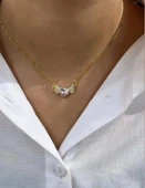 Gold Renk Zirkon Taşlı Parlak Büyüleyici Angel Wings Melek Kanadı 316L Çelik Kalp Kolye thumbnail 1