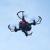 Dickie Toys RC İtfaiye Drone (12 cm) 2.4 Ghz 6 km/s USB Şarj Işıklı Uzaktan Kumandalı Drone | 6 Yaş - 6