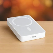 ScHitec Taşınabilir Magsafe Özellikli 10000mAh Powerbank Beyaz YK-P950 - 2