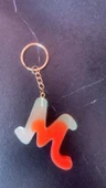 Rengarenk M Harf Şekilli Gold Aksesuarlı Anahtarlık Epoksi El Yapımı Hediyelik - 6