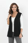 Kadın Siyah İşlemeli Fitilli Triko Yelek thumbnail 1