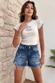 Kadın Etek Ucu Püsküllü Yırtık Detaylı Denim Mini Şort - 4