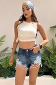 Kadın Beli Lastikli Etek Ucu Püsküllü Yırtık Detaylı Denim Mini Şort - 3