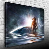 Su bulunan Gezegen ve Astronot Kanvas Tablo 50 x 70 - 1
