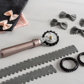 Marcato Pastawheel Makarna Hamuru Kesme Çarkı Pastel Pembe Renk thumbnail 2