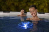 Bestway® SolarFloat™ 58111 LED Havuz Işıklandırması - 4