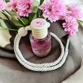 Pudra Zenginliği Oto Kokusu ile Aracınızda Yumuşak ve Sakinleştirici Bir Huzur Sağlayın Model thumbnail 3