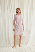 Dantel Detaylı Kısa Kollu ve Önü Düğmeli Gecelik thumbnail 2